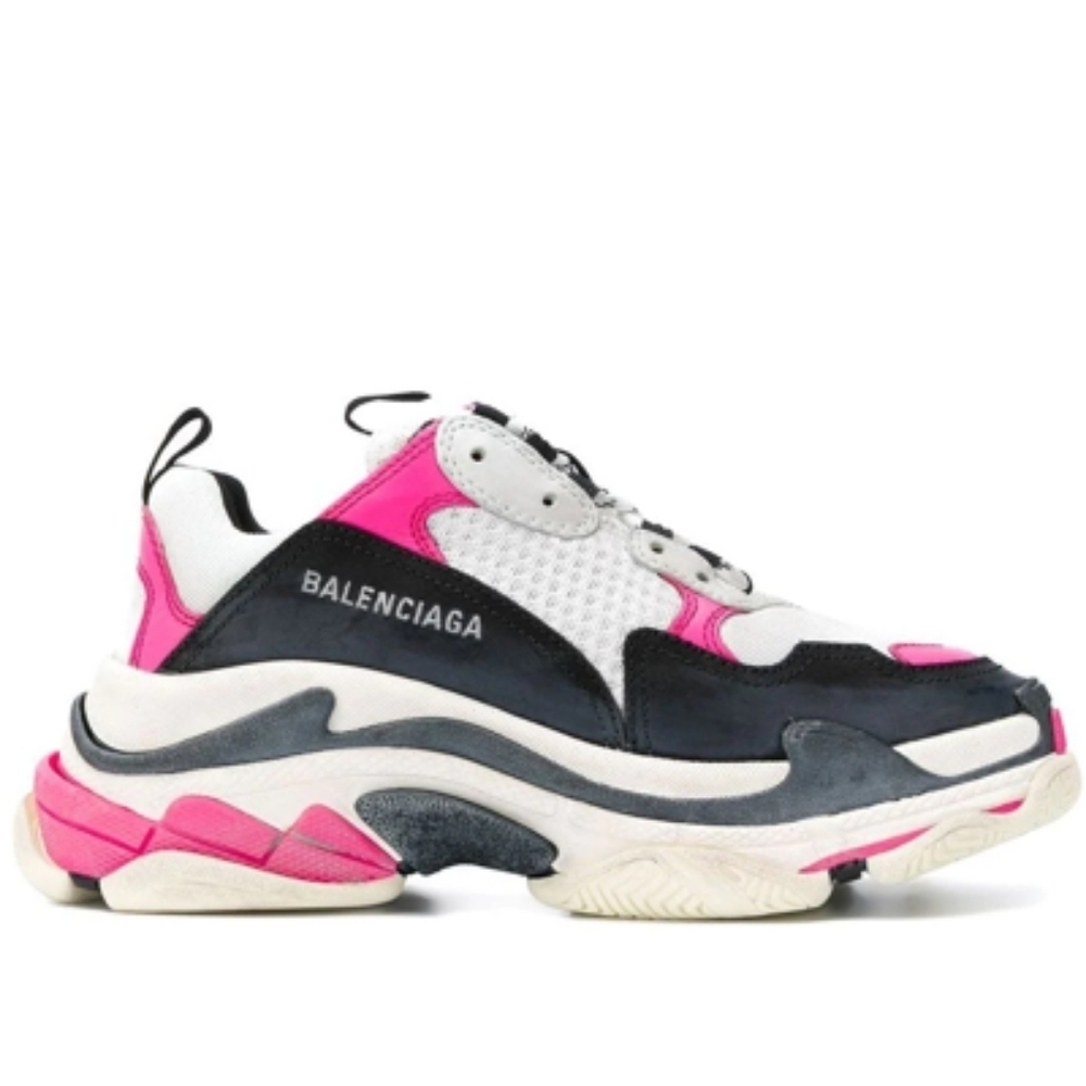 Balenciaga TRIPLE S SNEAKERS size 8 in VGUC